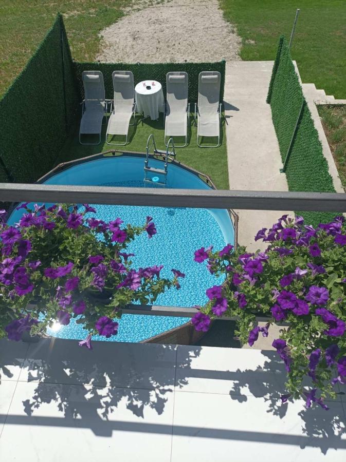 Villa Carolija *